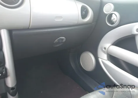 2004 Mini Cooper from USA, damaged, VIN WMWRC33414TJ57004